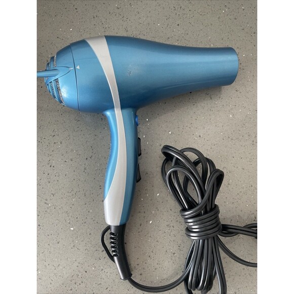 BabylissPRO PROFESSIONAL Nano Titanium Hair Blow Dryer, 2000 Watt BNT5548 - Picture 5 of 11